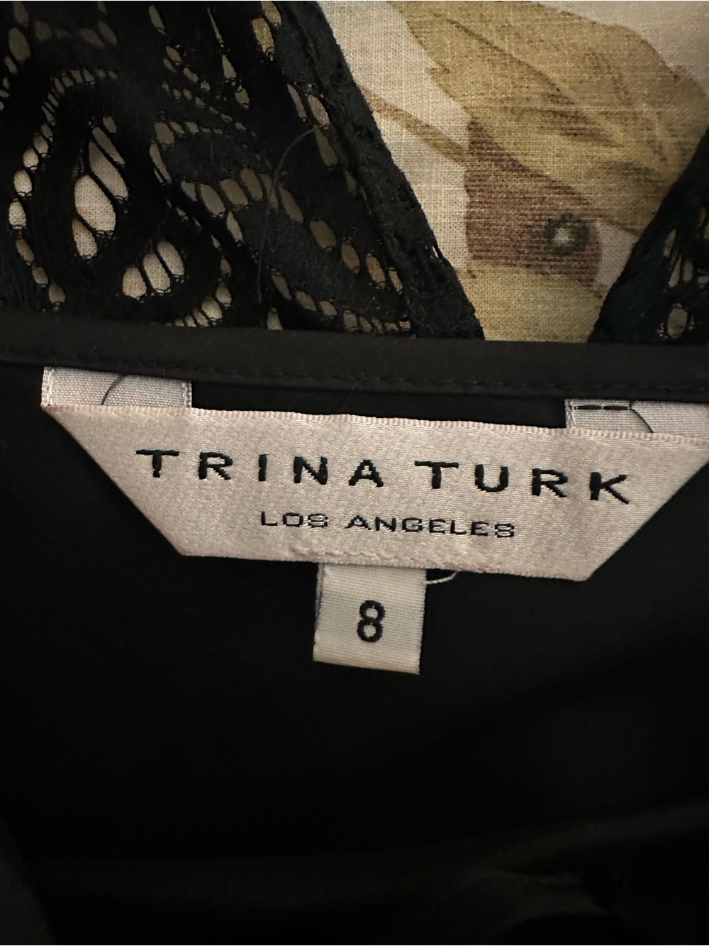 Trina Turk Elegant Black Lace Overlay Shift Dress Size 8 - Picture 12 of 14